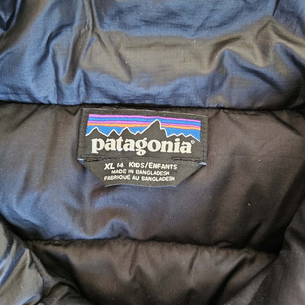 Patagonia Kid's Midnight Puffer Jacket - Picture 2 of 2
